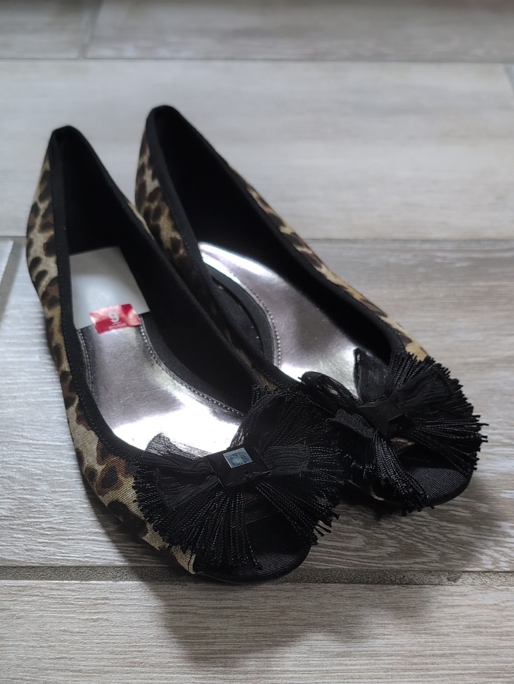 NWT Alfani Samanta Peep Toe Flats | Alfani Canvas Leopard Print Flats